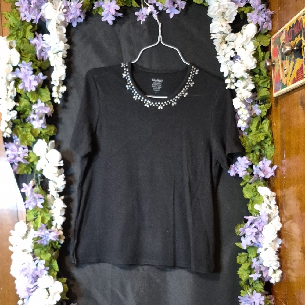 Embellished Black Short Sleeve Crewneck Top